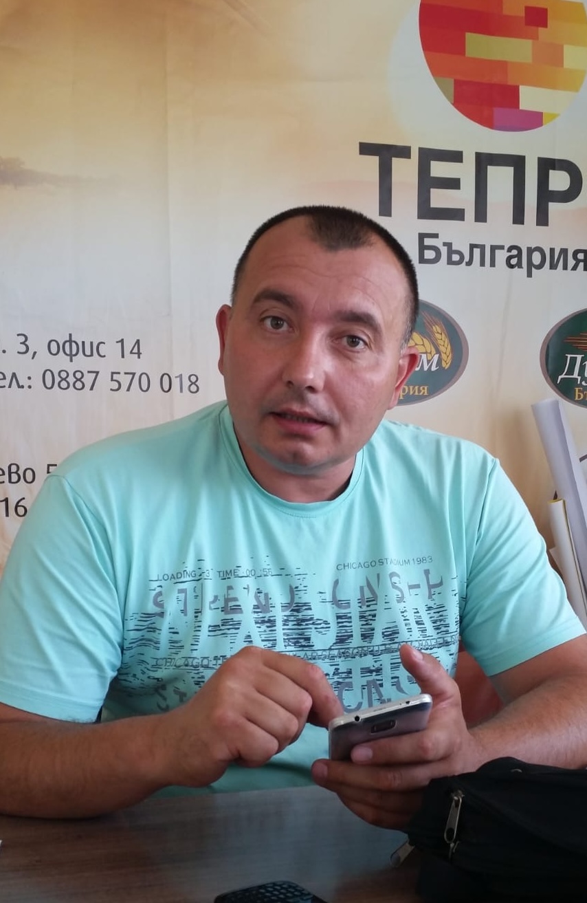 Павел Пелов